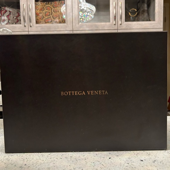 Bottega Veneta The Curve Light Blue Heeled Sandals - Picture 8 of 9